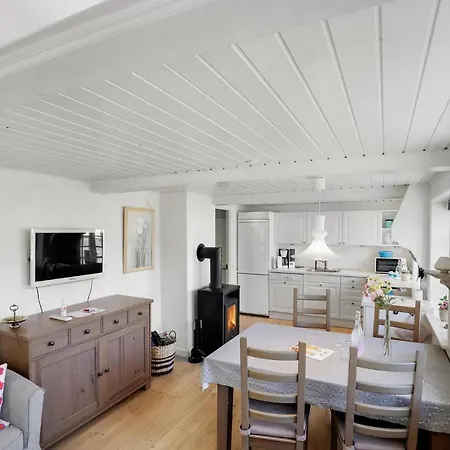 1 Bedroom In * Svaneke