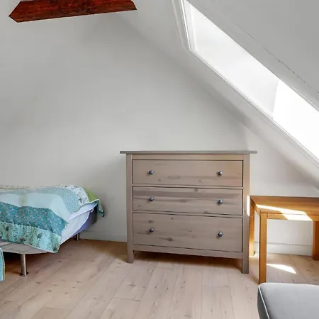 Apartamento With A Fireplace 01 *